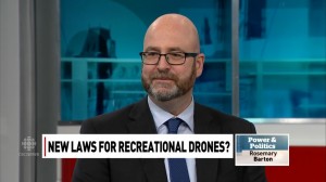 Aaron McCrorie, directeur de l'aviation civile à Transports Canada en entrevue à CBC