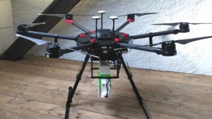 Drones servant à transporter des milliers de moustiques - WeRobotics