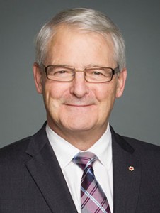 L'honnorable Marc Garneau, Ministre des transports